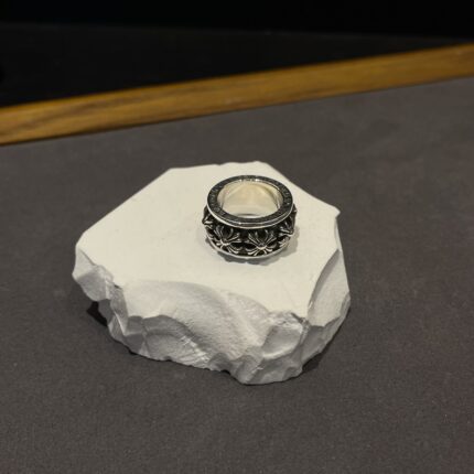 Cross flower rotating ring（克家十字花旋转戒）